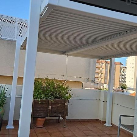 Triplex A 200 Metros De La Playa Apartment Gandia Bagian luar foto