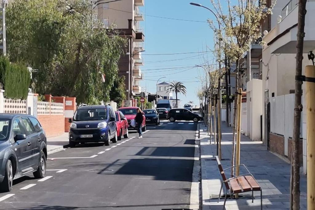 Triplex A 200 Metros De La Playa Apartment Gandia Bagian luar foto